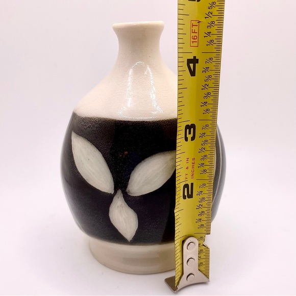 Brown and Cream Leaf and Stem Stoneware Bud Vase - Picture 8 of 8